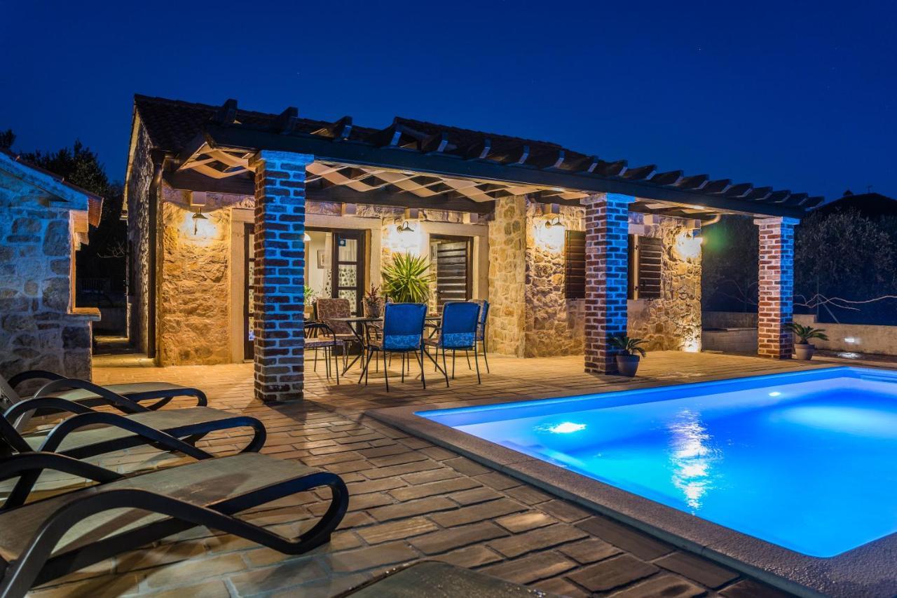 Holiday Home Sandra Sukošan Exterior foto